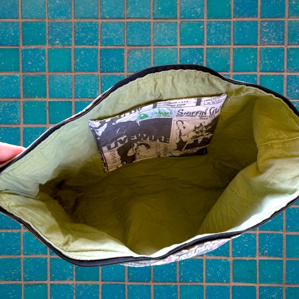 Purse - Picture 3 of 7